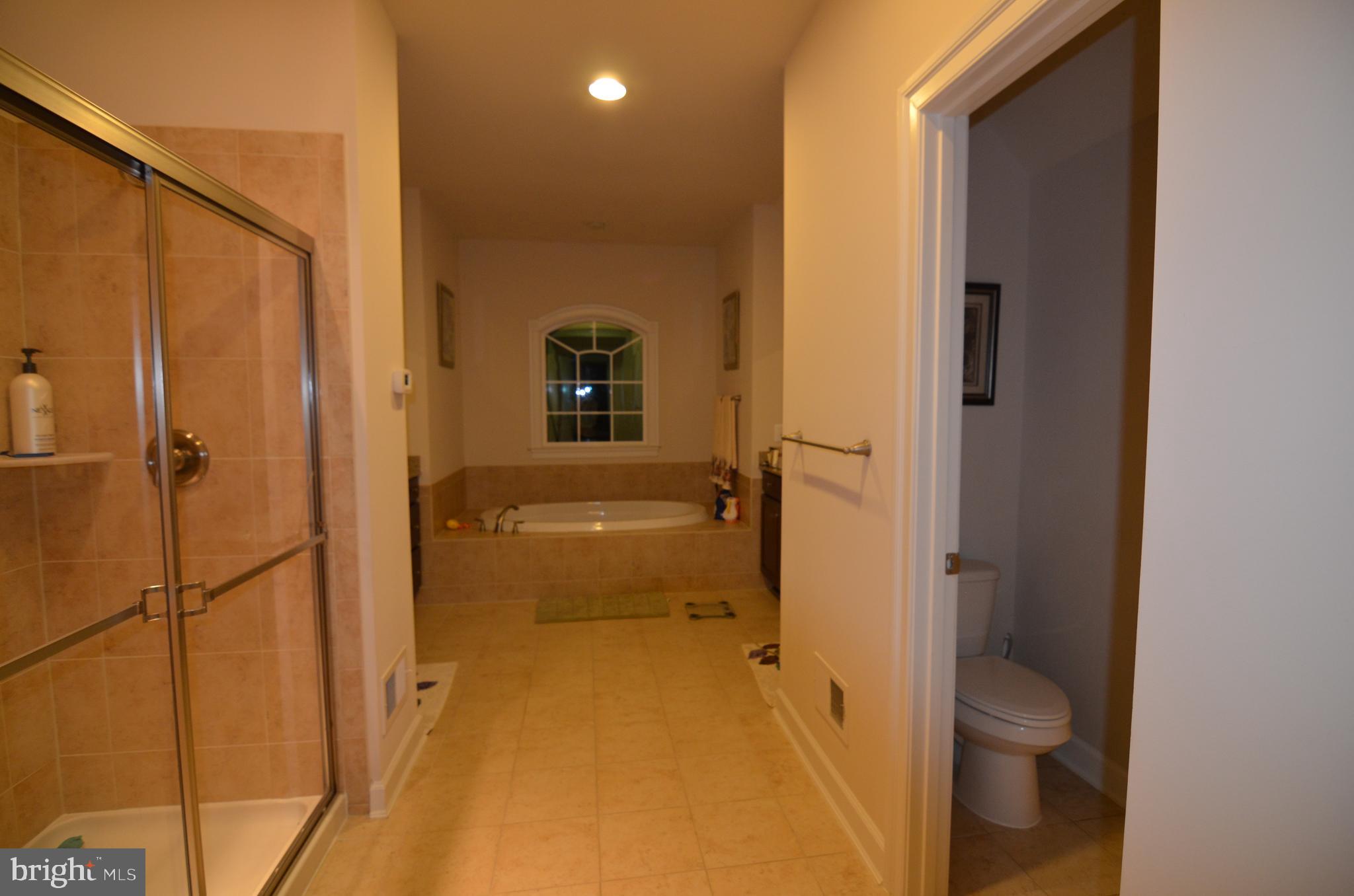 AMANDA PLACE - Residential Lease