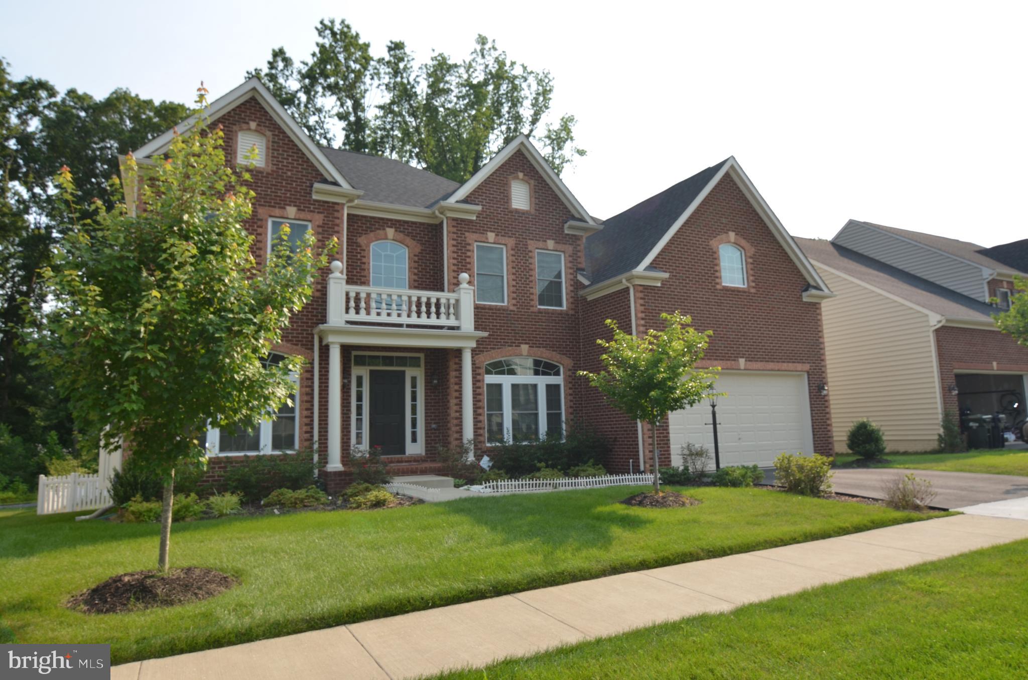 AMANDA PLACE - Residential Lease