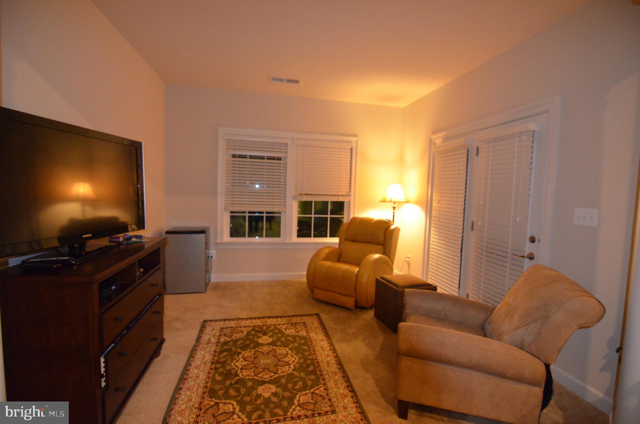 AMANDA PLACE - Residential Lease