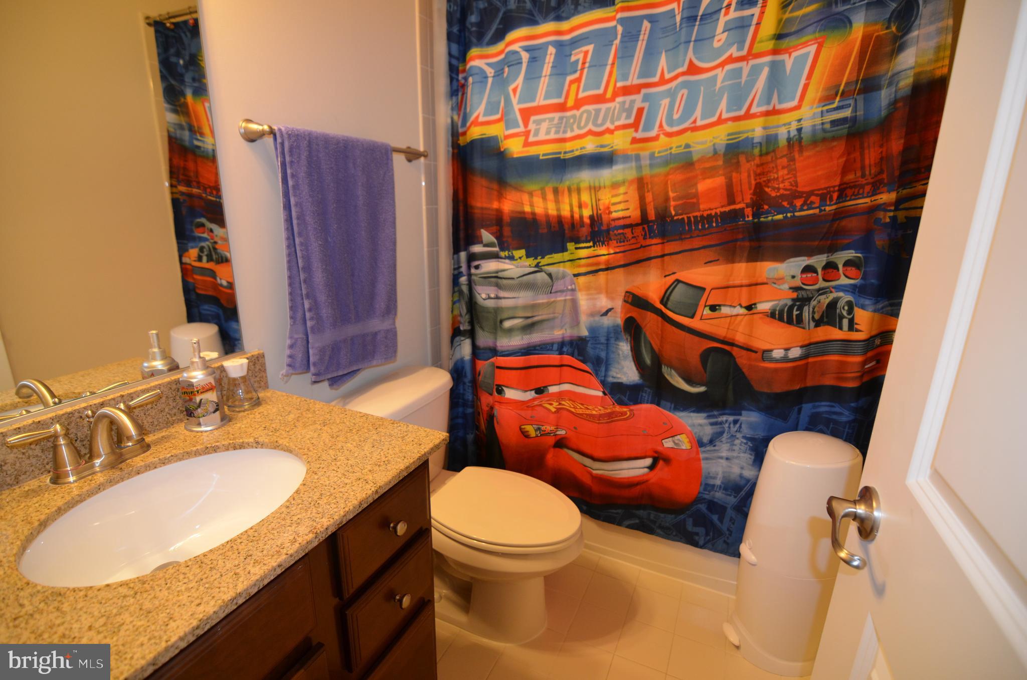 AMANDA PLACE - Residential Lease