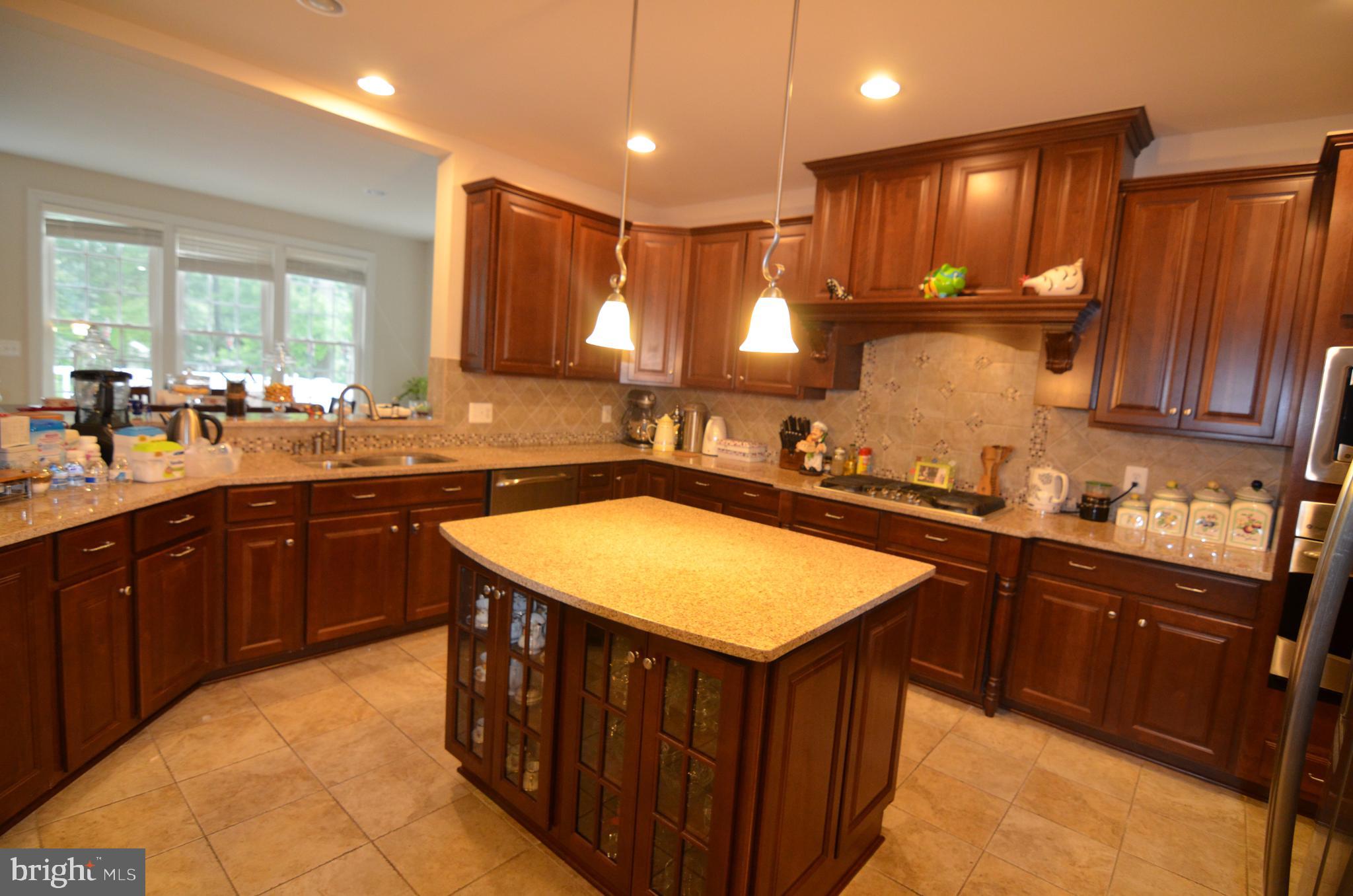 AMANDA PLACE - Residential Lease