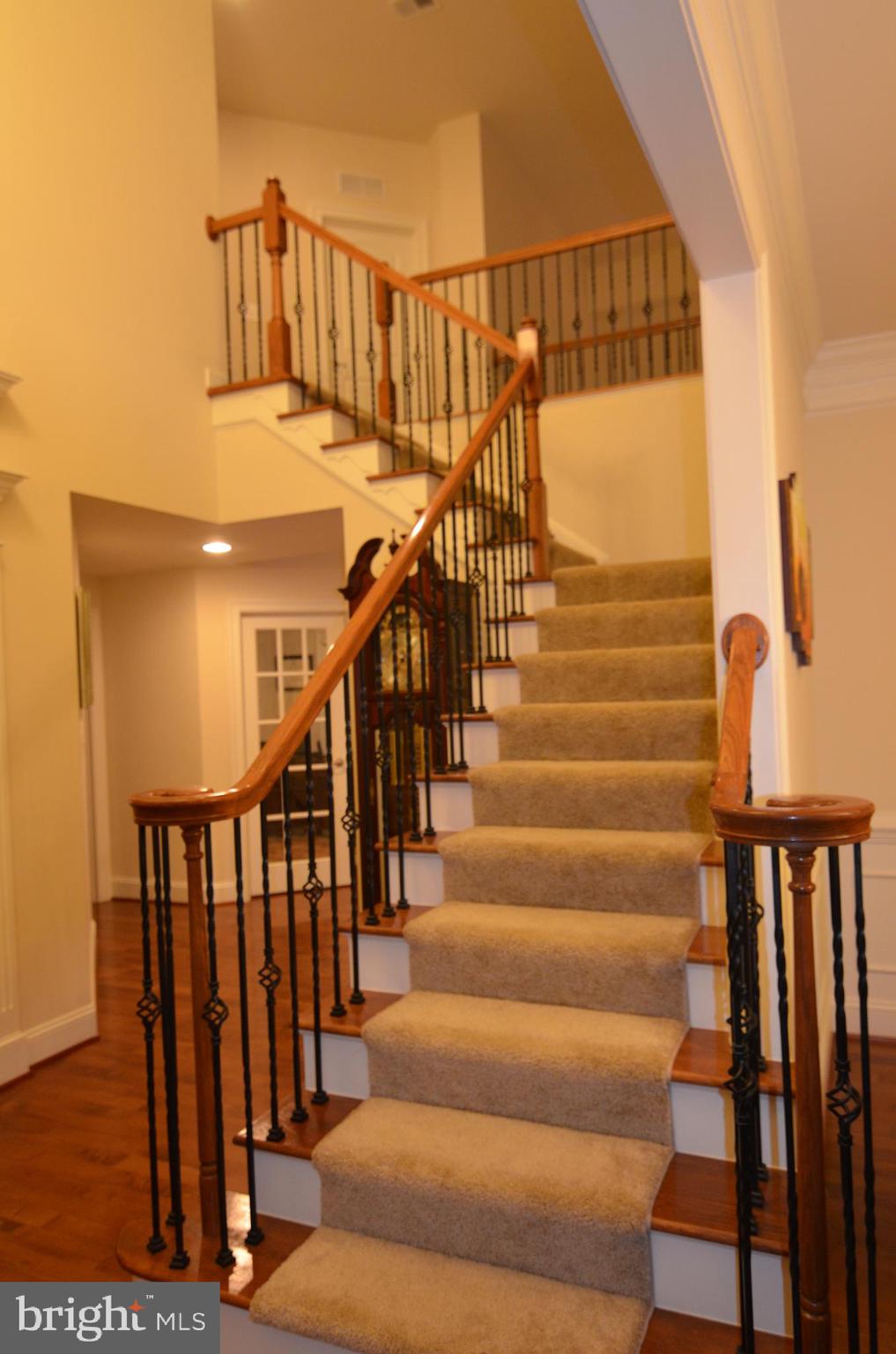 AMANDA PLACE - Residential Lease