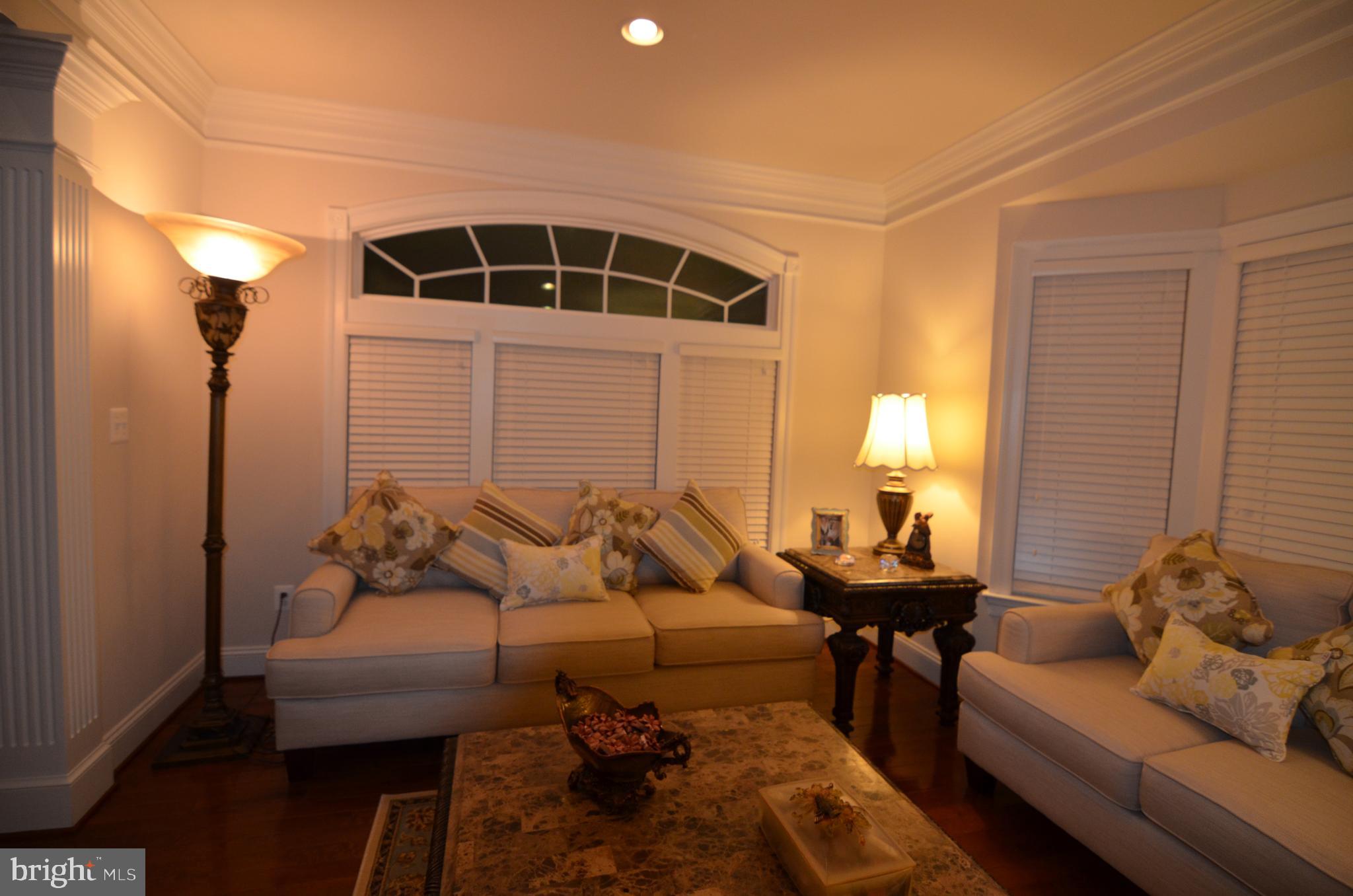 AMANDA PLACE - Residential Lease