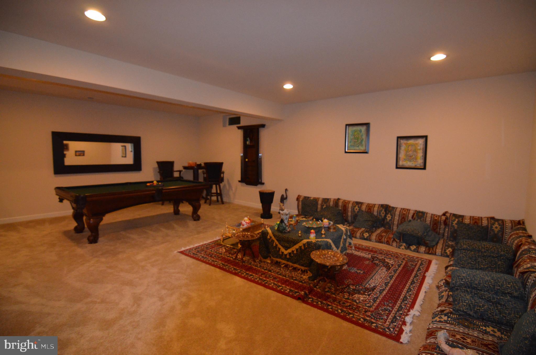 AMANDA PLACE - Residential Lease