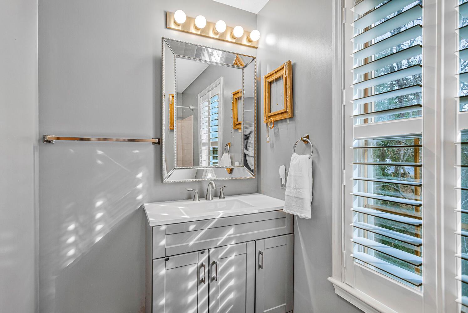 HICKORY NUT OF WILDEWOOD - Residential