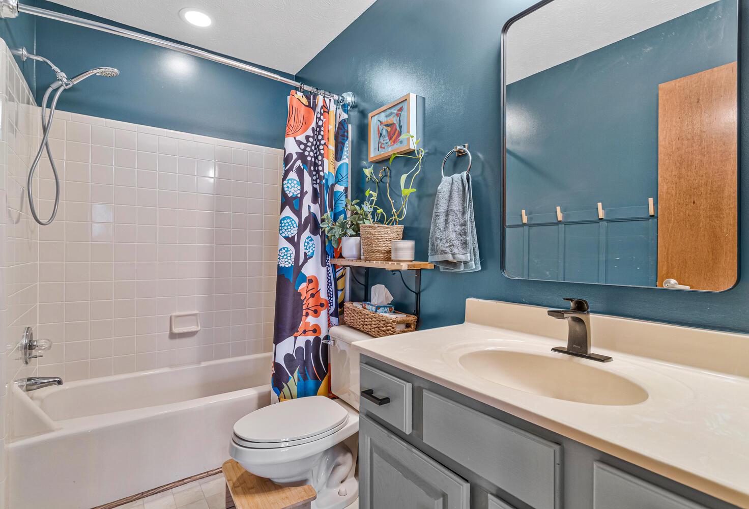 HICKORY NUT OF WILDEWOOD - Residential