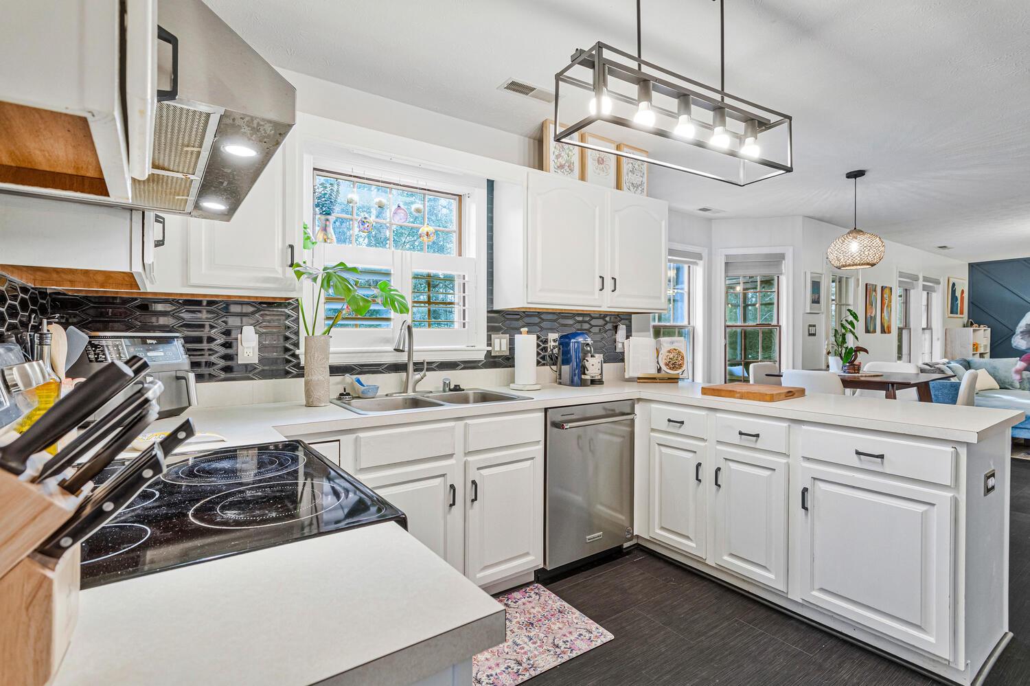 HICKORY NUT OF WILDEWOOD - Residential