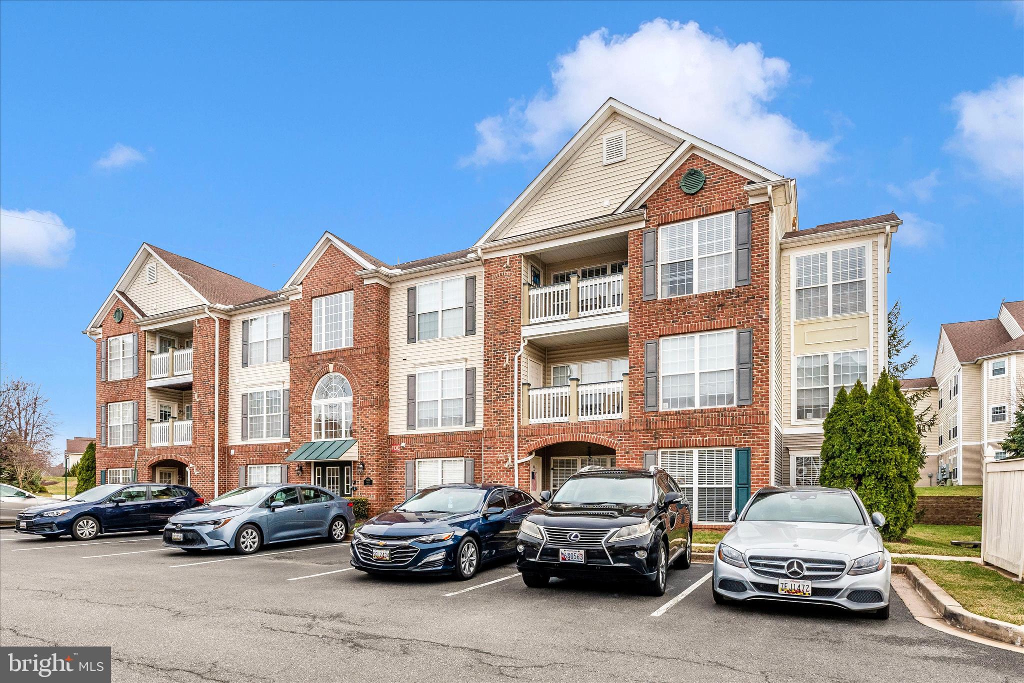 RIDGEVIEW - Residential