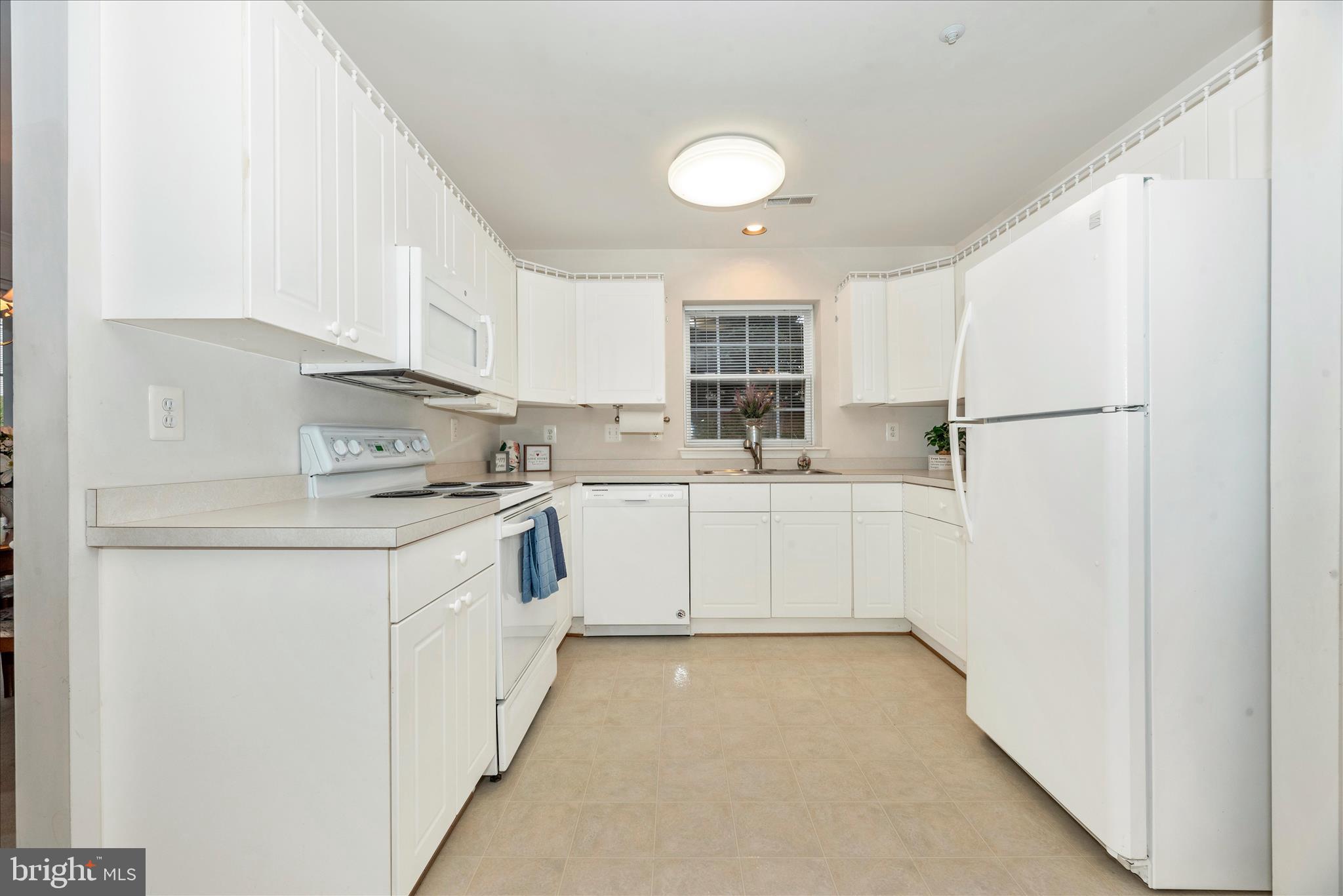 RIDGEVIEW - Residential