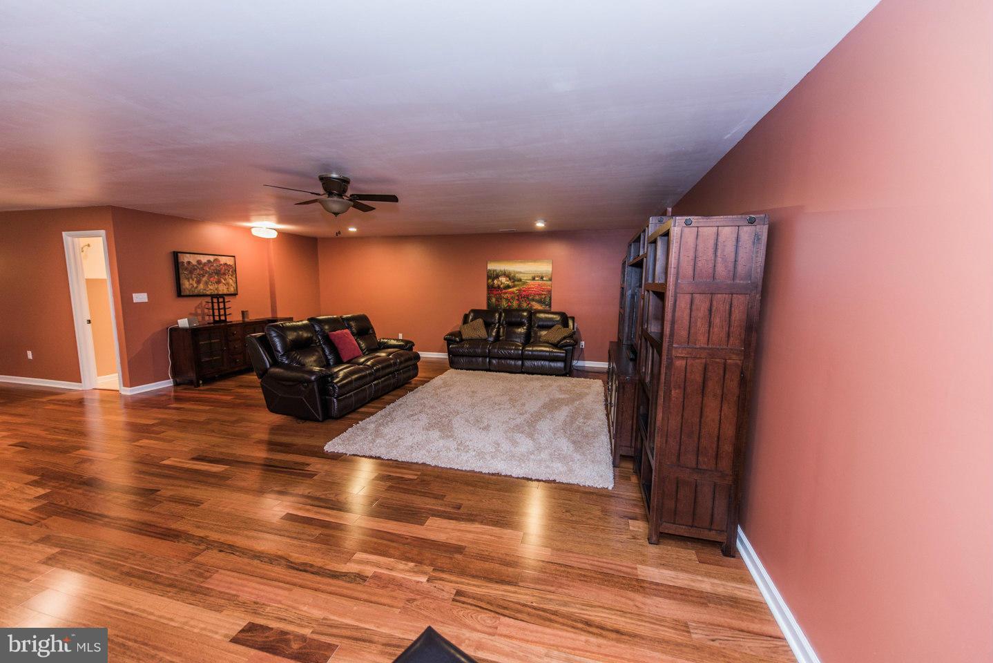 ROYAL VIEW ESTATES - Residential