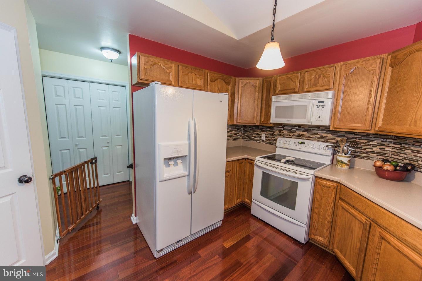 ROYAL VIEW ESTATES - Residential