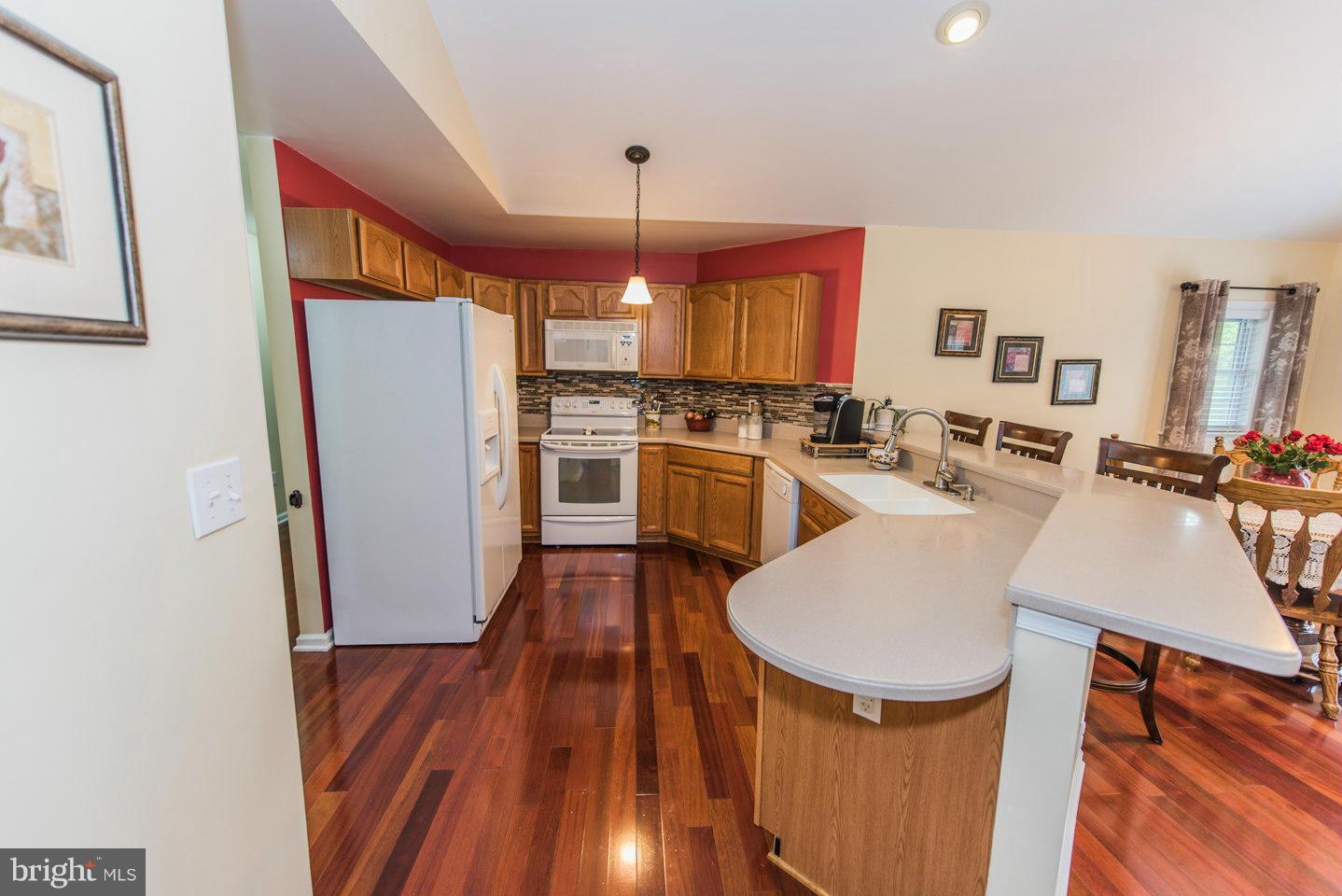 ROYAL VIEW ESTATES - Residential