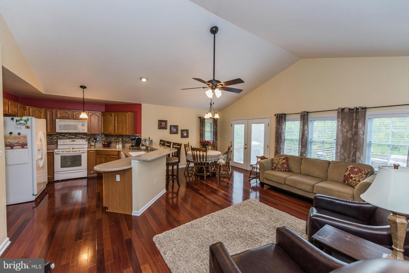 ROYAL VIEW ESTATES - Residential