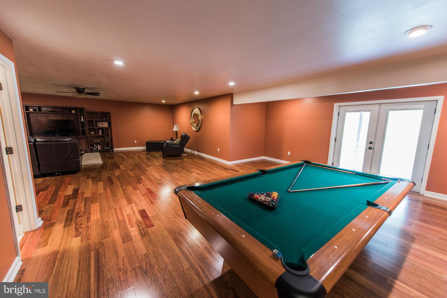 ROYAL VIEW ESTATES - Residential