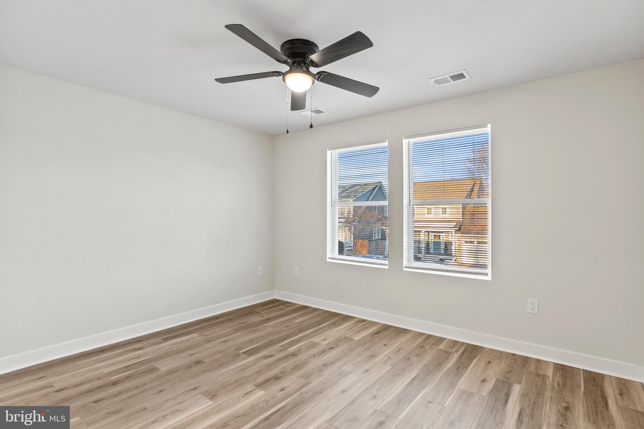 EASTPORT - Residential