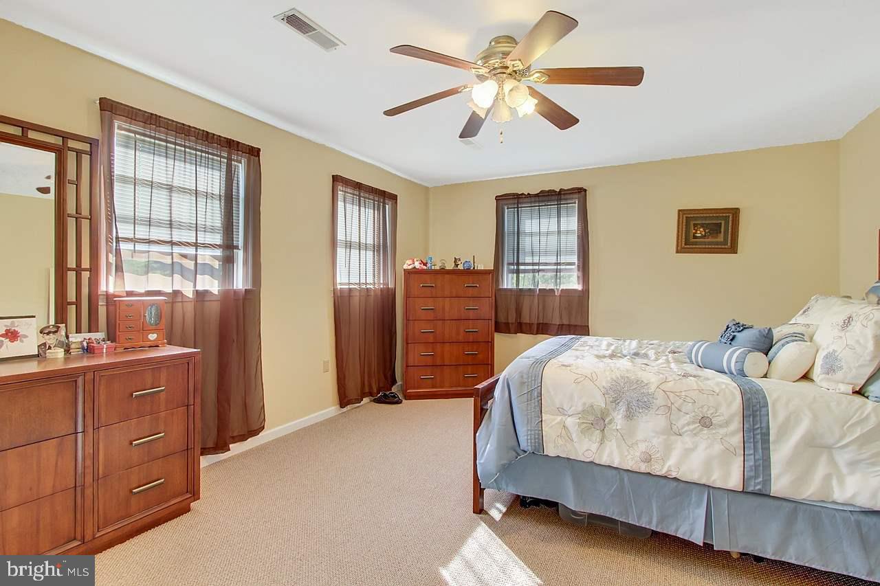 VALLEY GREEN - Residential