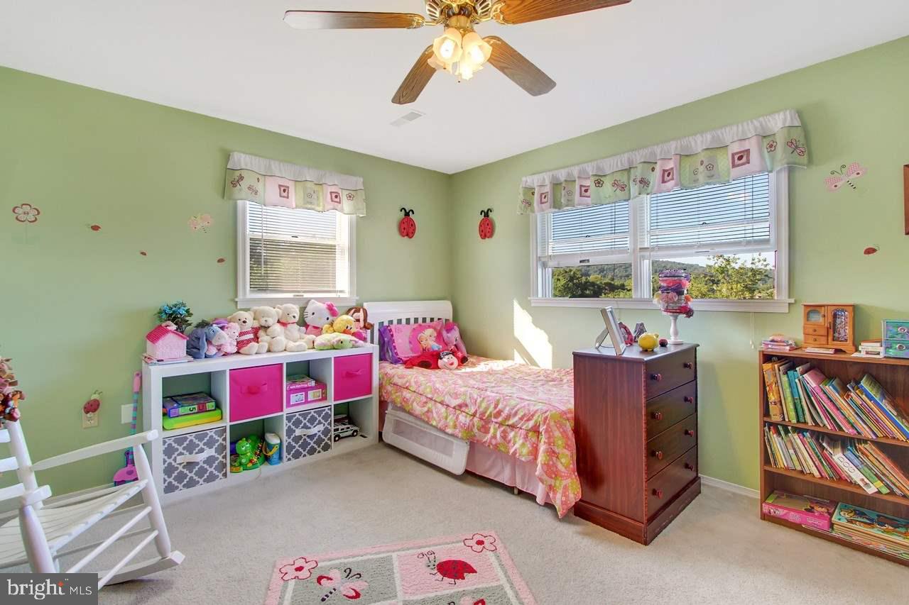 VALLEY GREEN - Residential