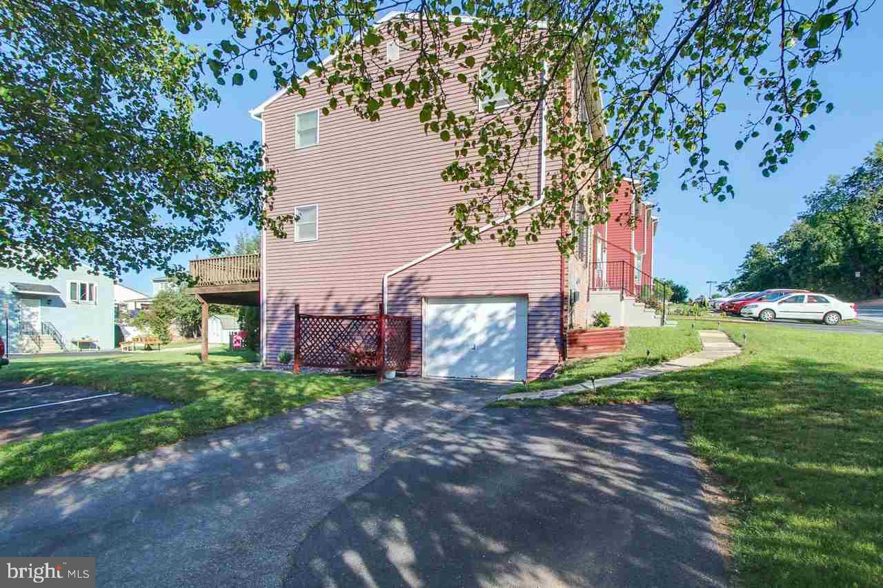 VALLEY GREEN - Residential