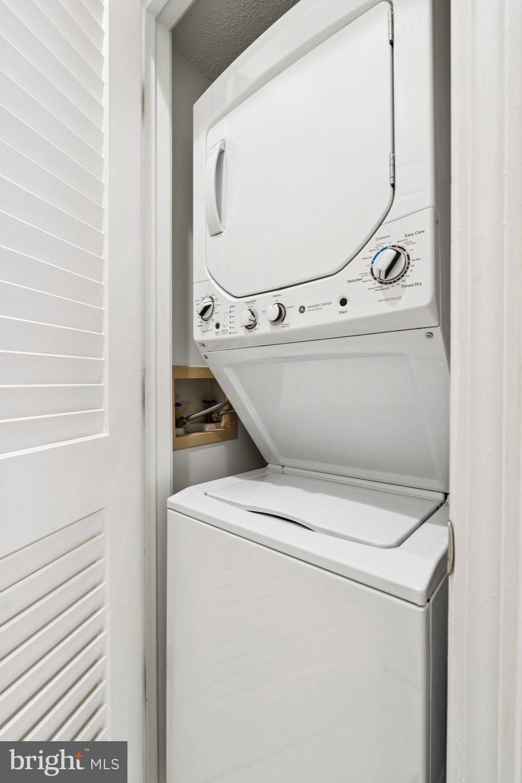 STONECROFT CONDO - Residential Lease