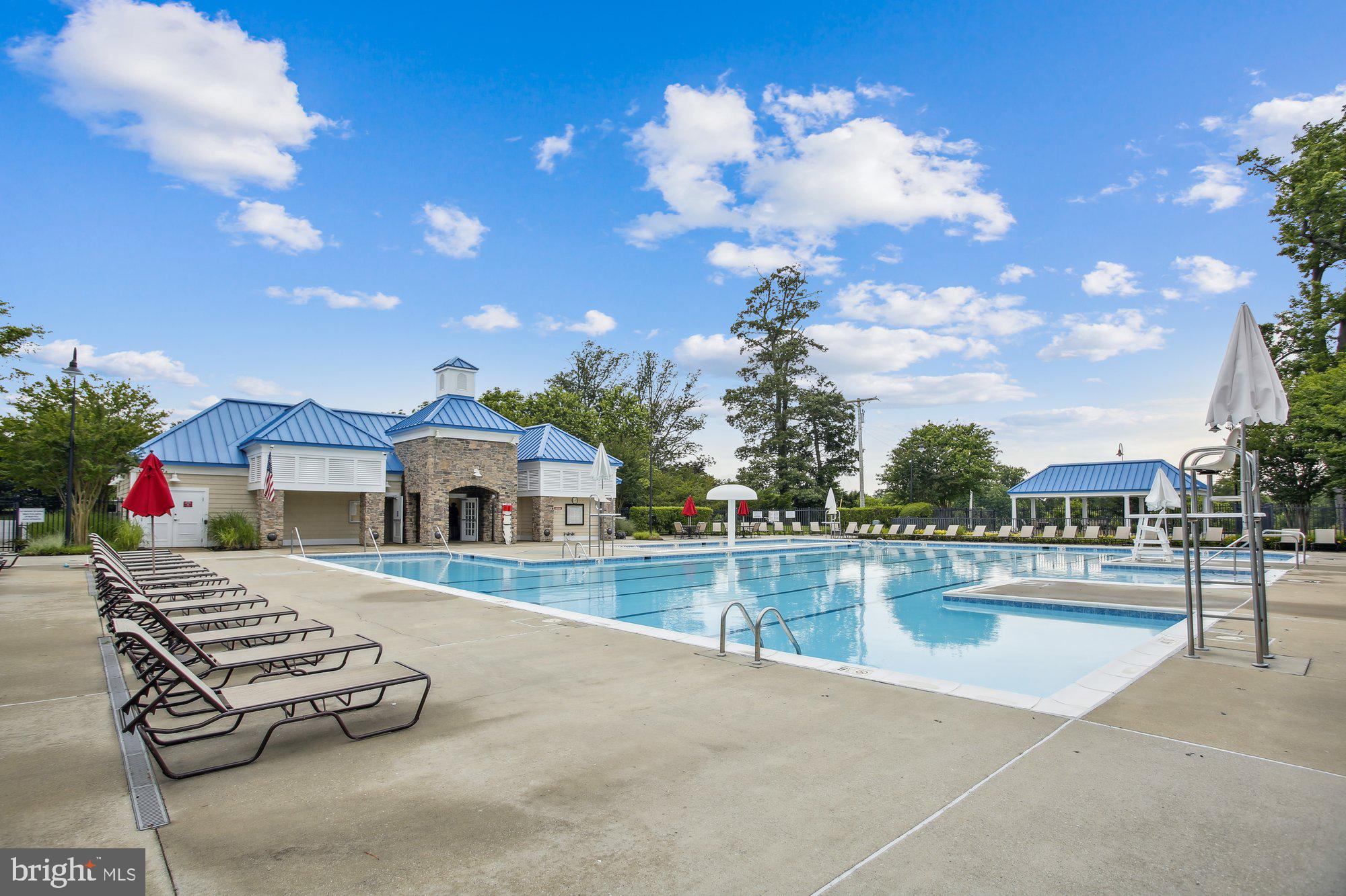 SUMMERS RUN - Residential