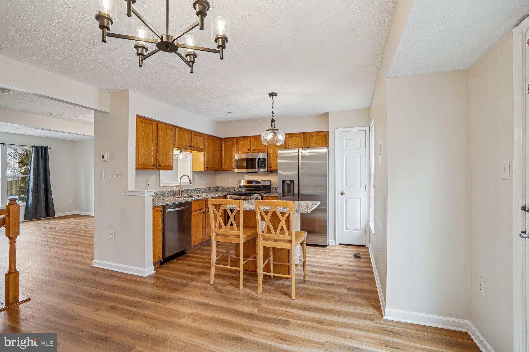 SUMMERS RUN - Residential