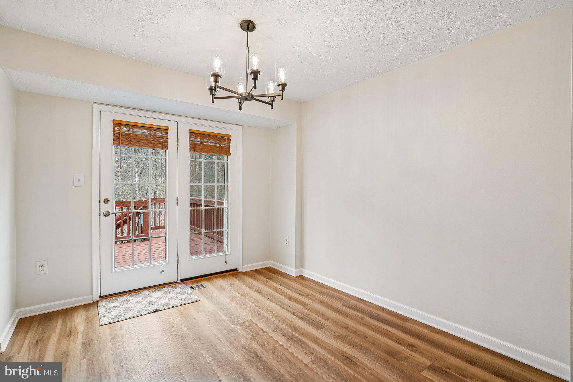 SUMMERS RUN - Residential