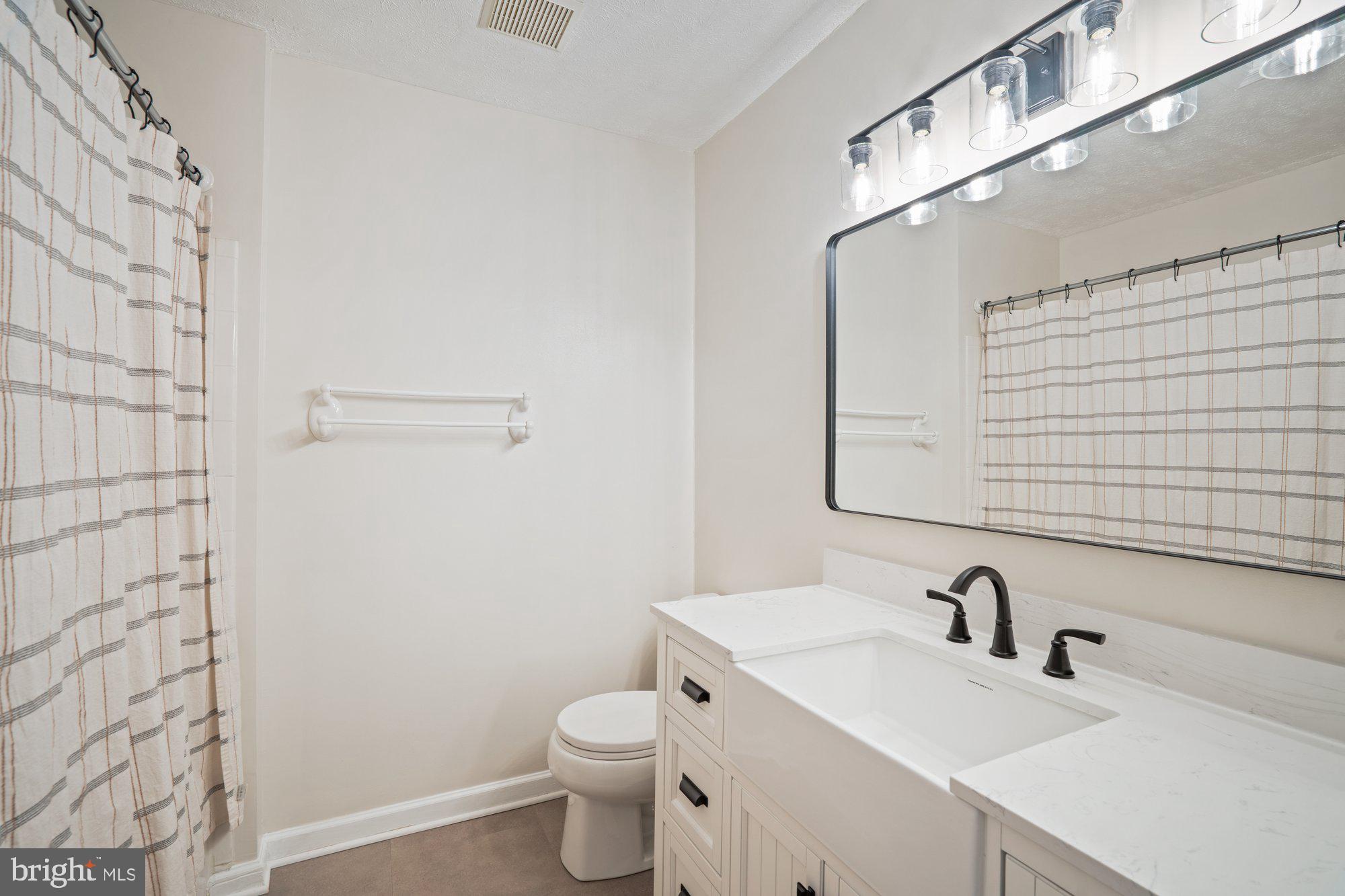 SUMMERS RUN - Residential