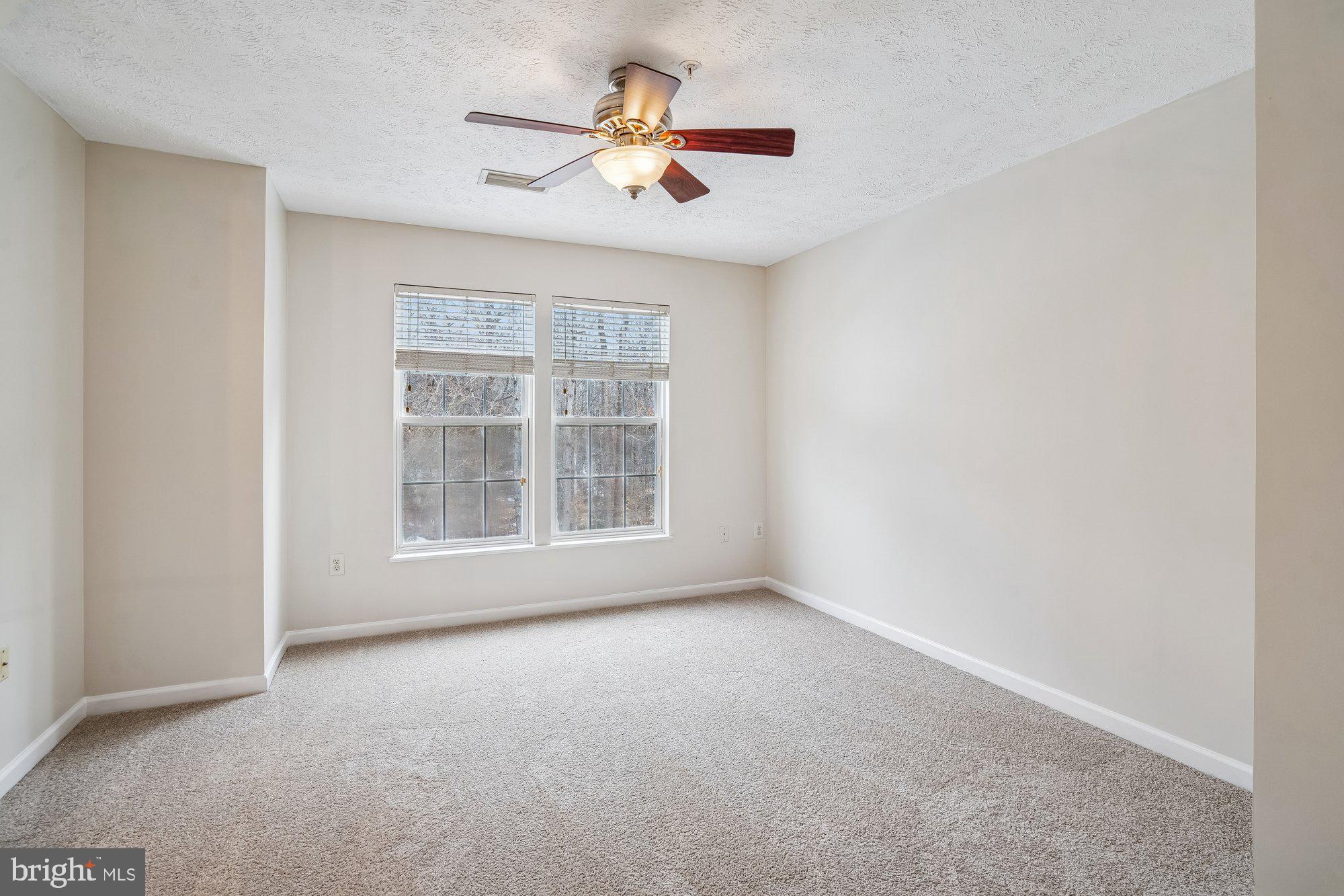 SUMMERS RUN - Residential