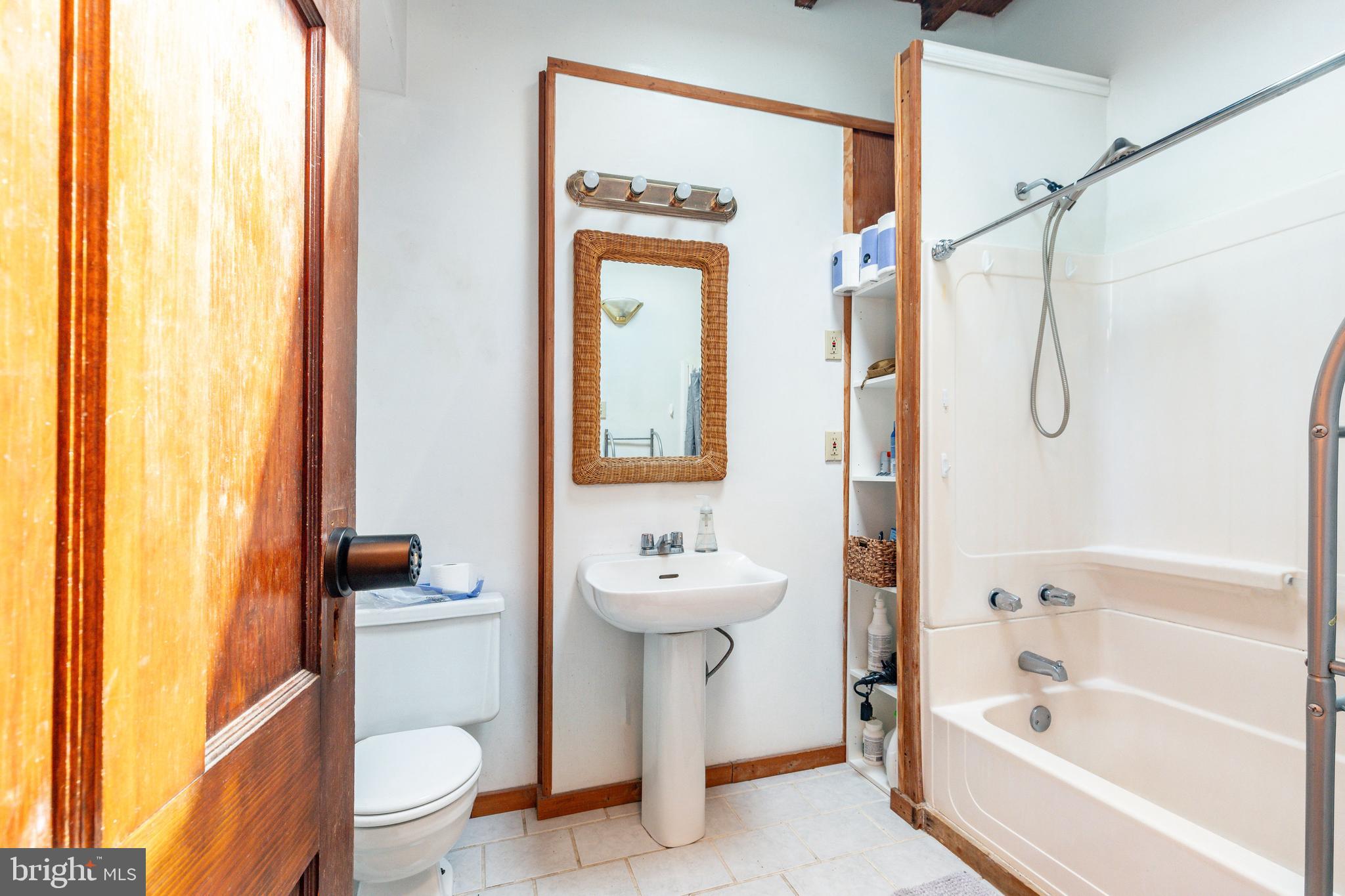 UNIVERSITY CITY - Residential