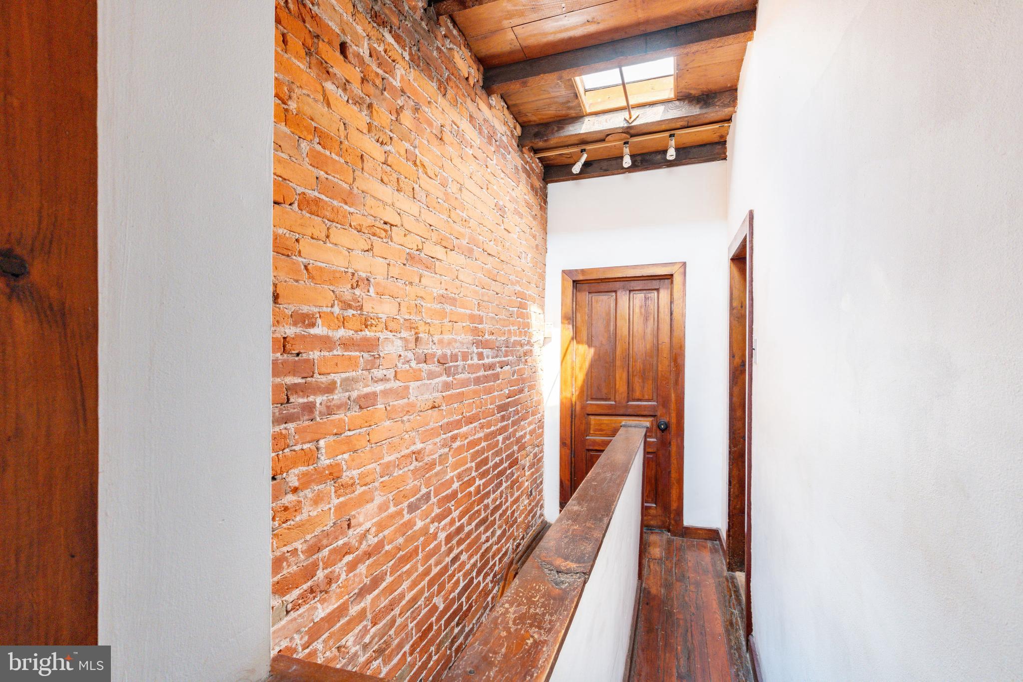 UNIVERSITY CITY - Residential