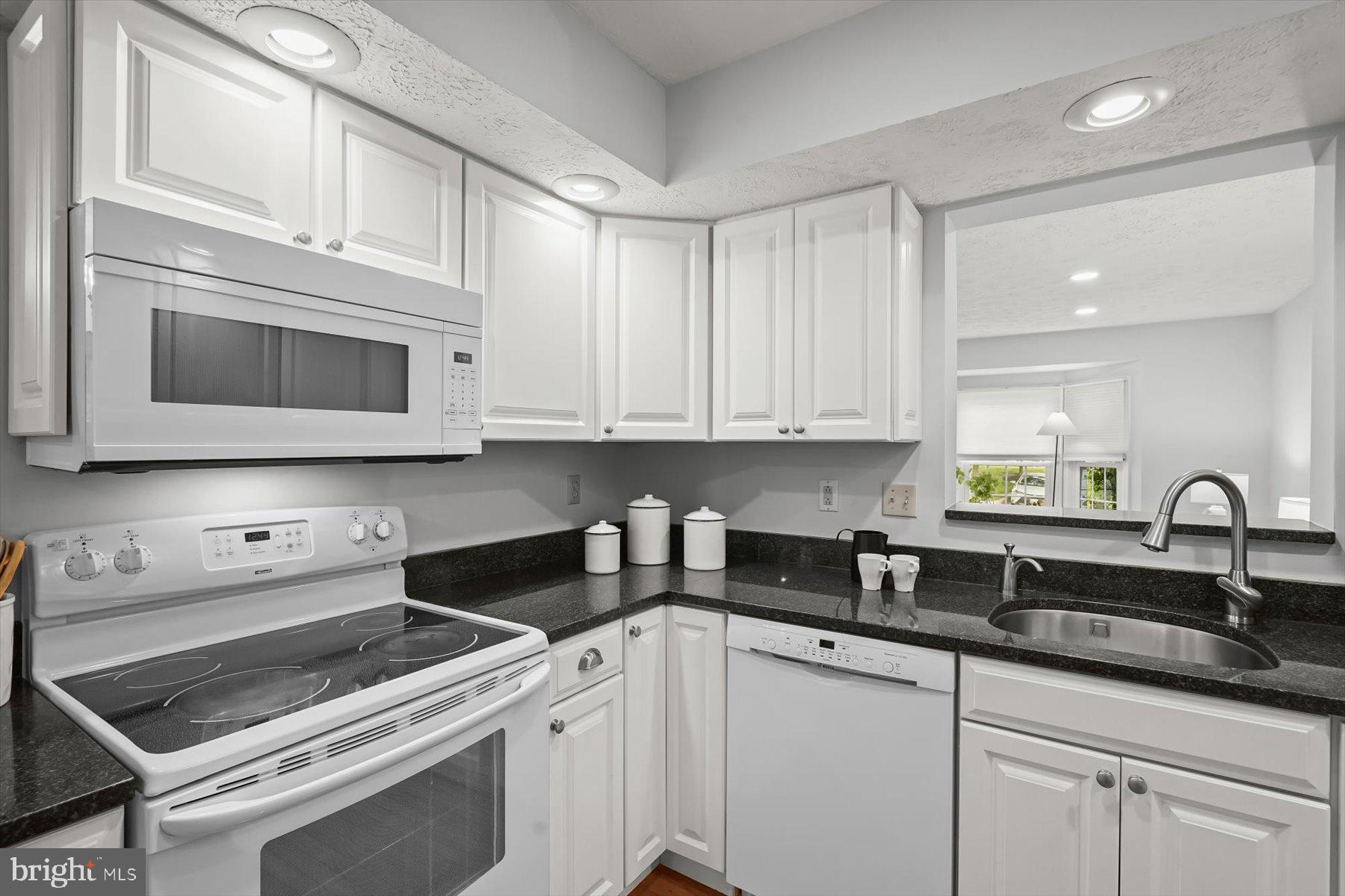 BRIGHTFIELD - Residential