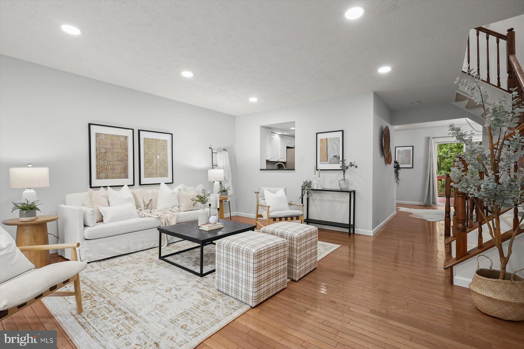 BRIGHTFIELD - Residential