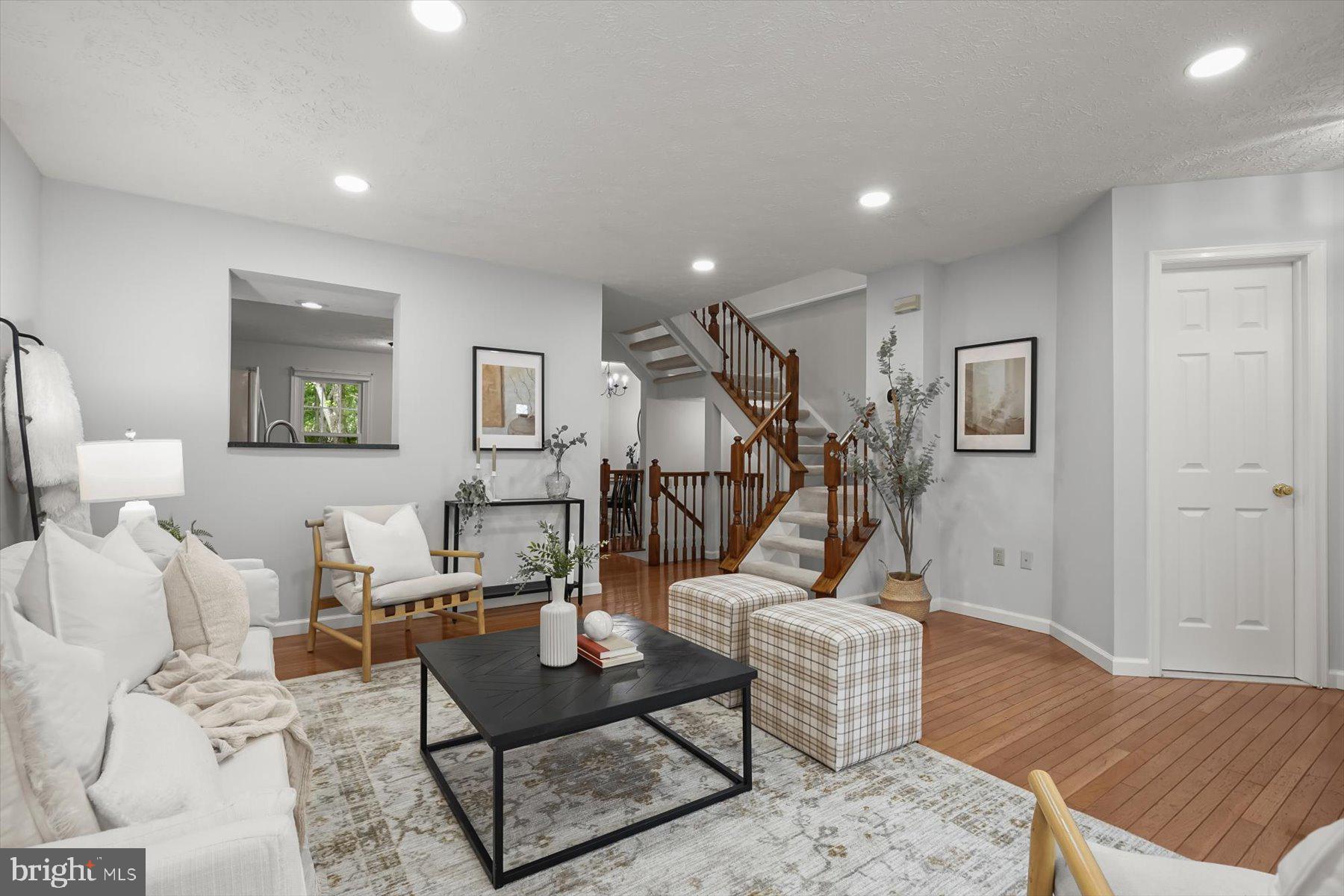 BRIGHTFIELD - Residential