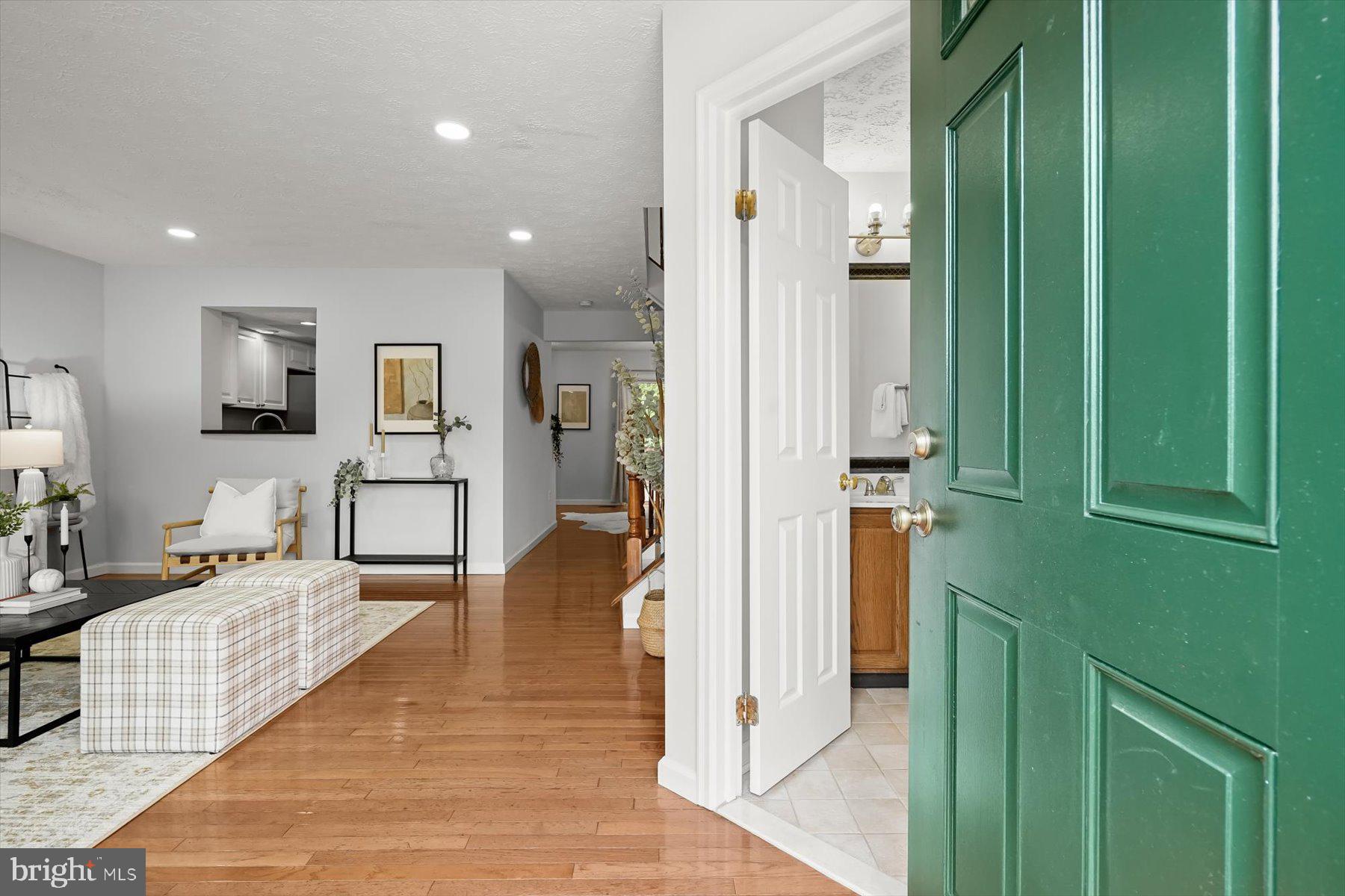 8036 BRIGHTWOOD COURT