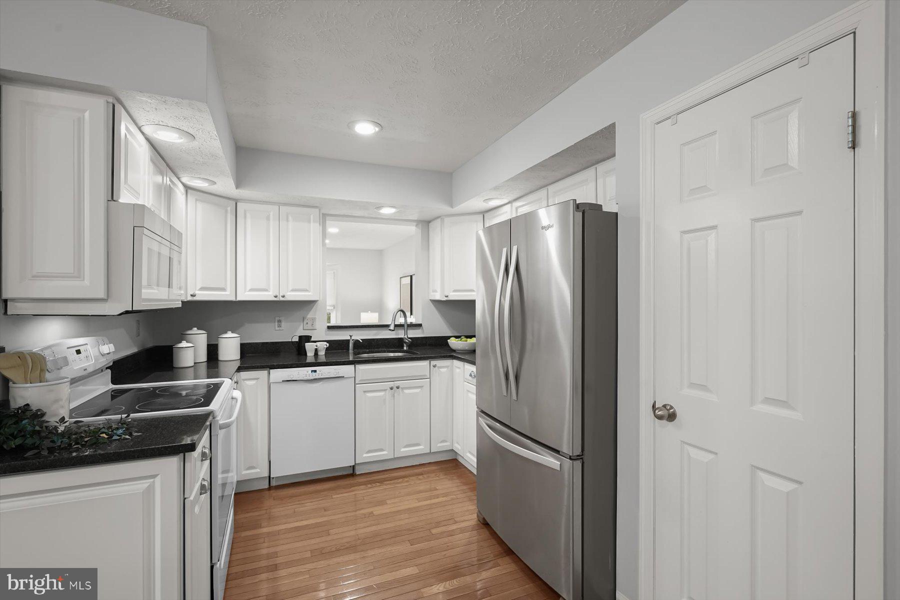 BRIGHTFIELD - Residential