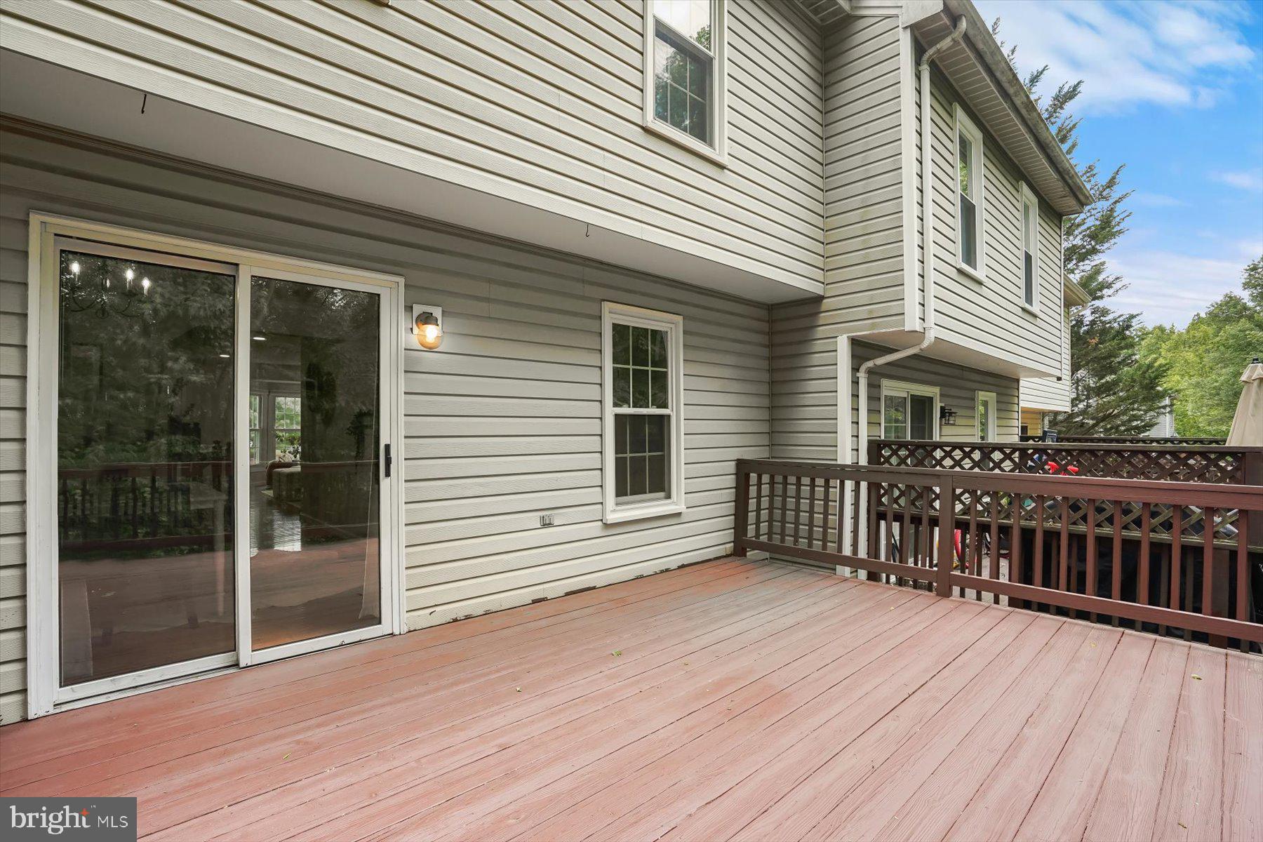 BRIGHTFIELD - Residential