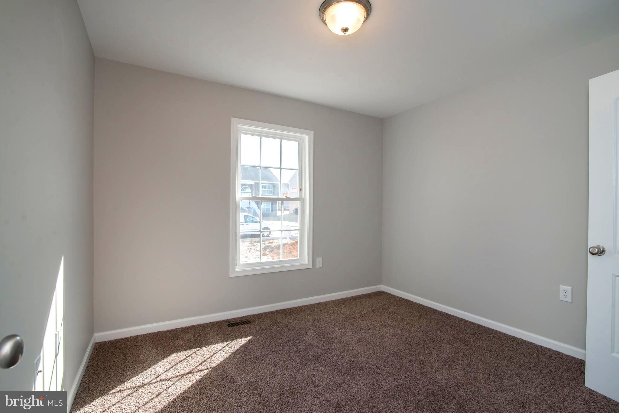 RED HILL - Residential