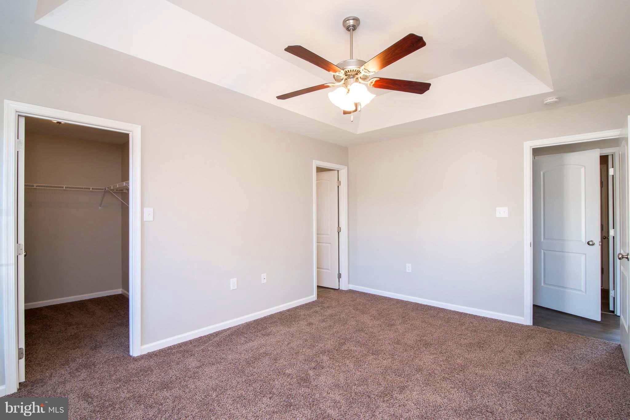 RED HILL - Residential