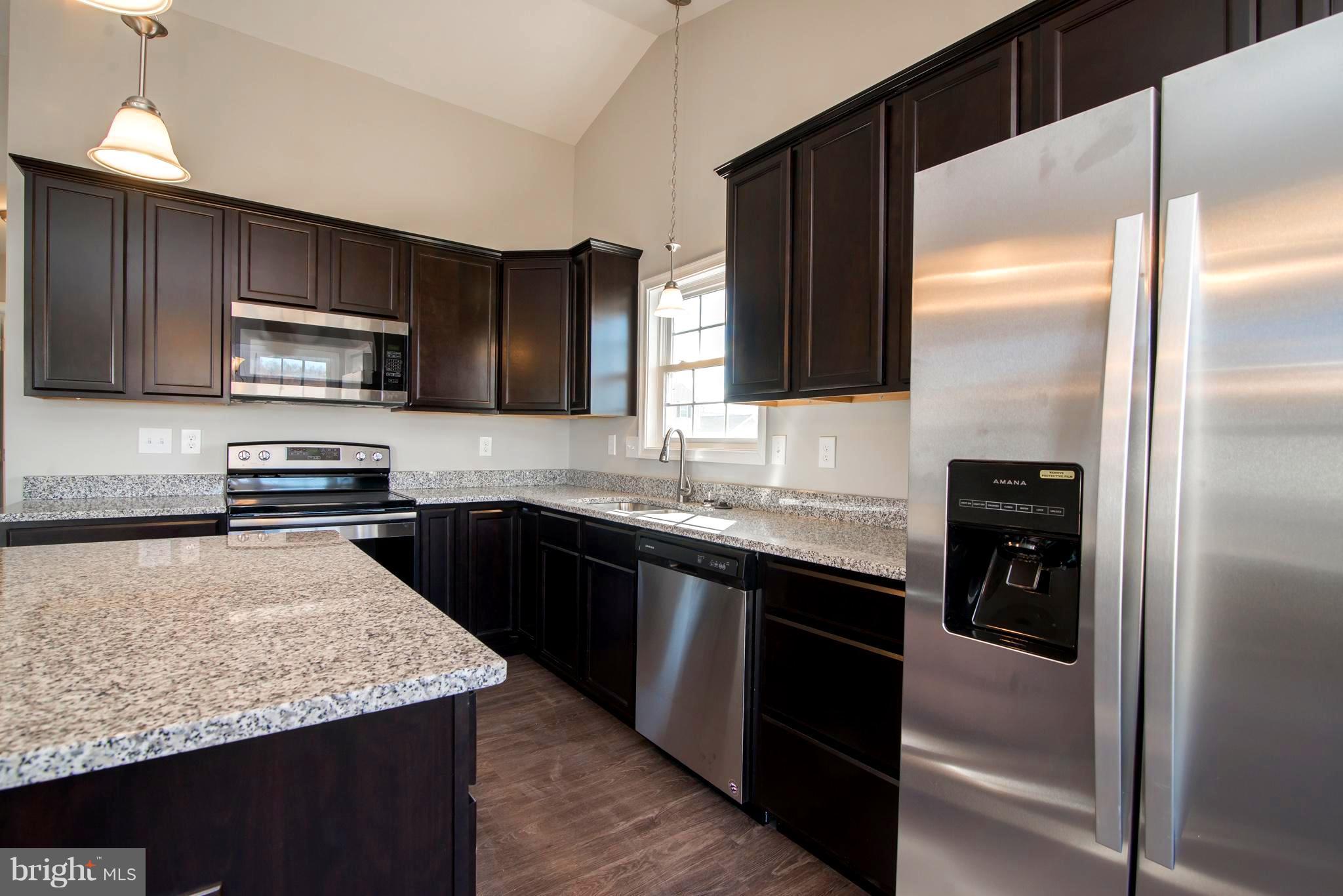 RED HILL - Residential