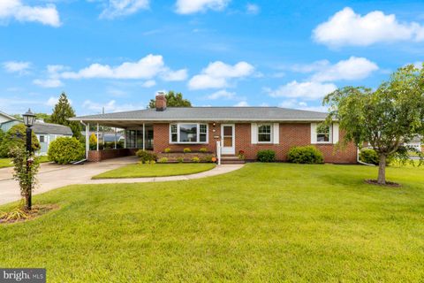 105 JUNIPER CIRCLE LINTHICUM HEIGHTS MD 21090
