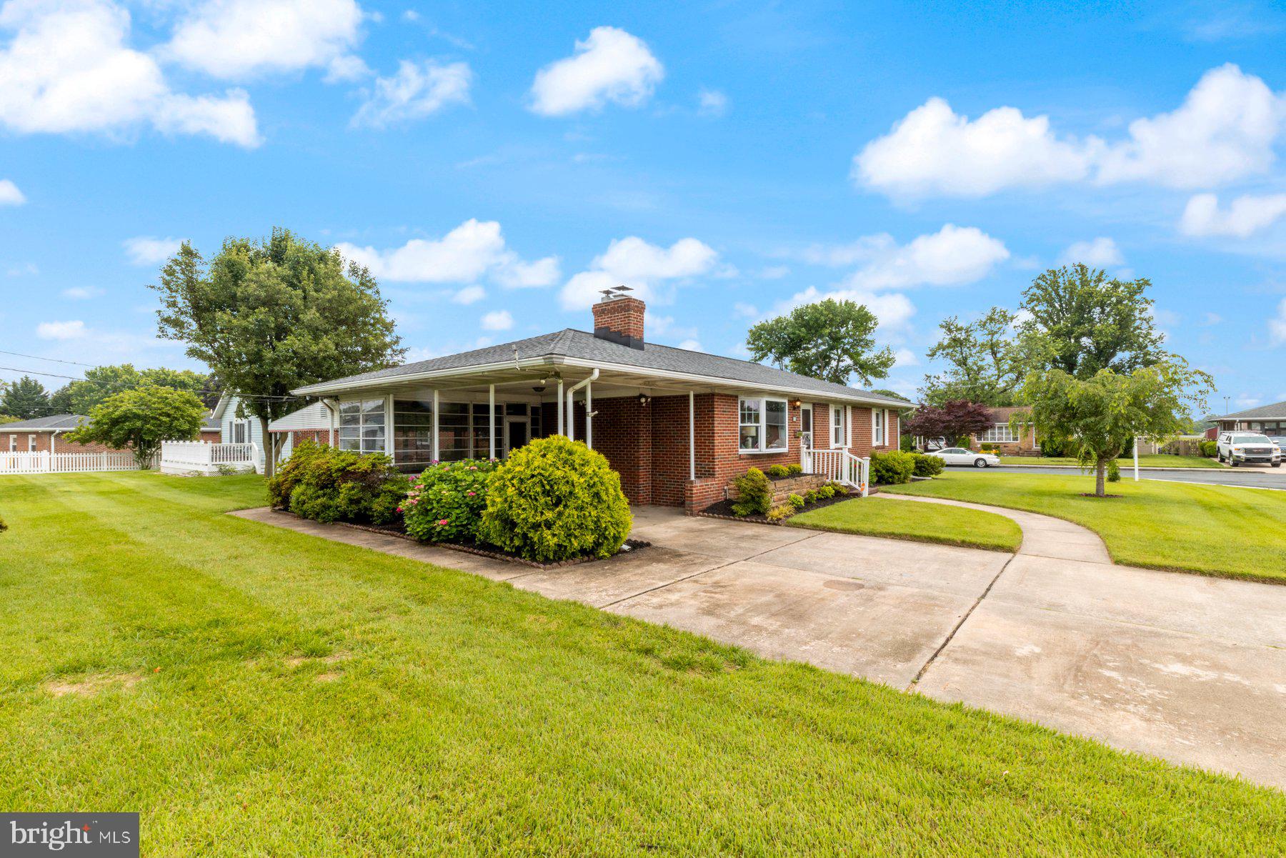 105 JUNIPER CIRCLE