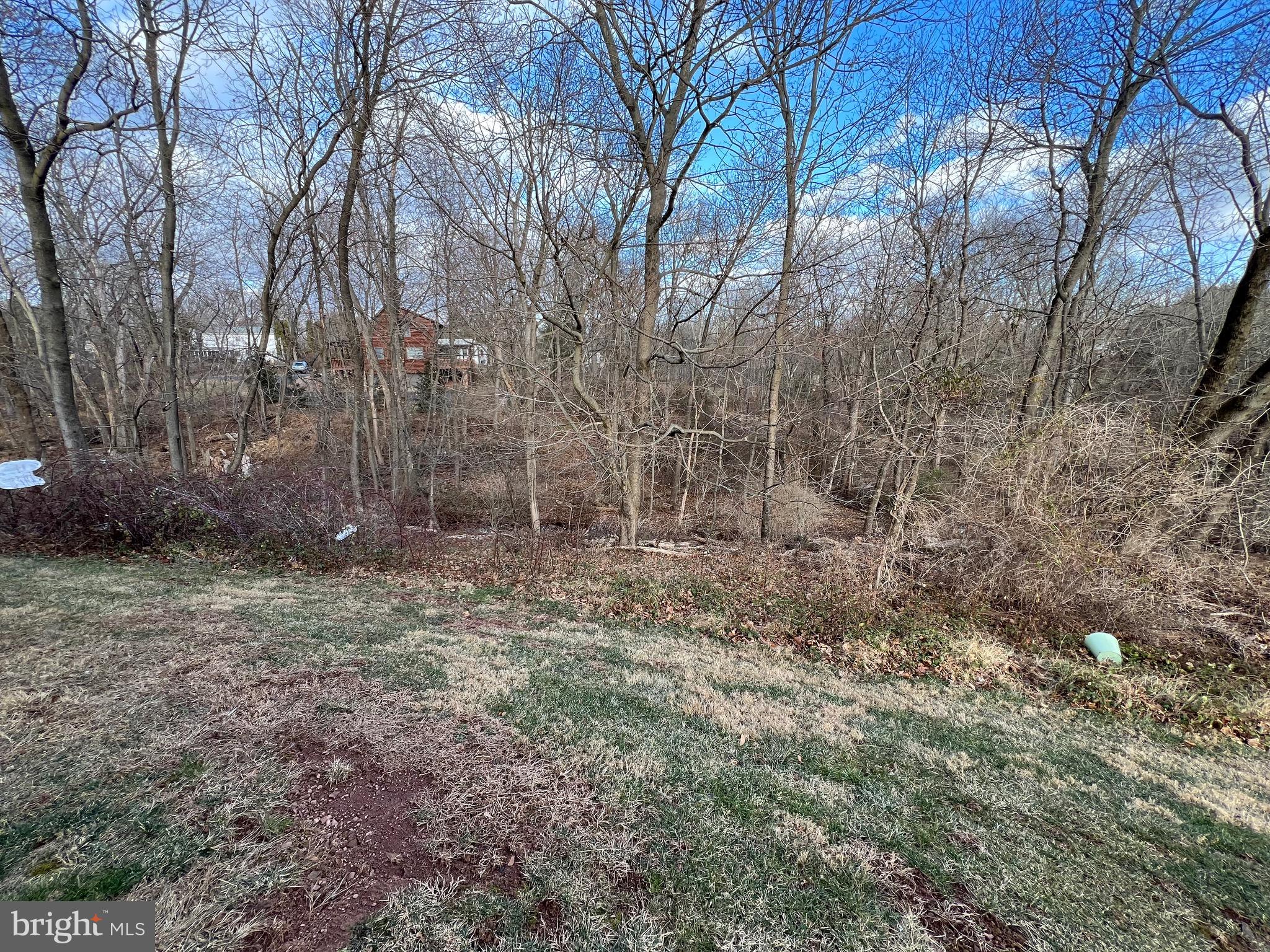 ROLLING MEADOW EST - Residential