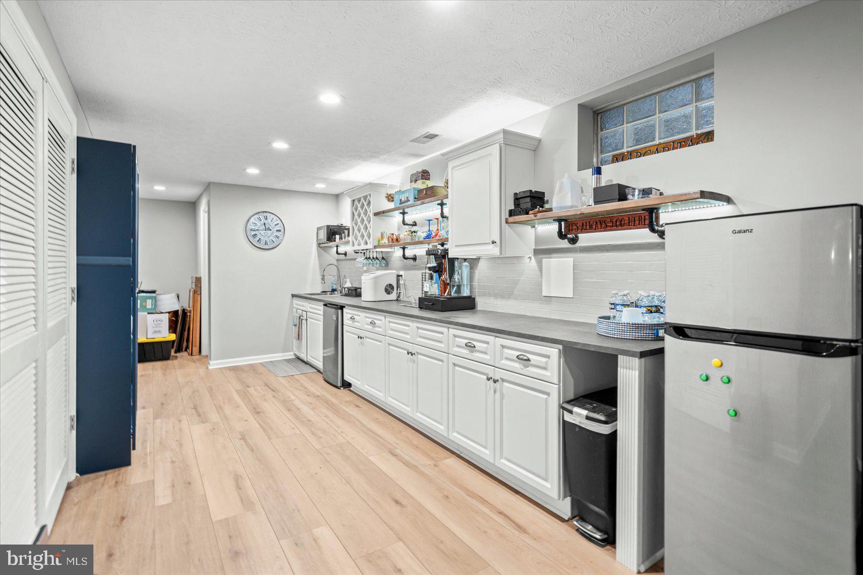 BRIERHILL ESTATES - Residential