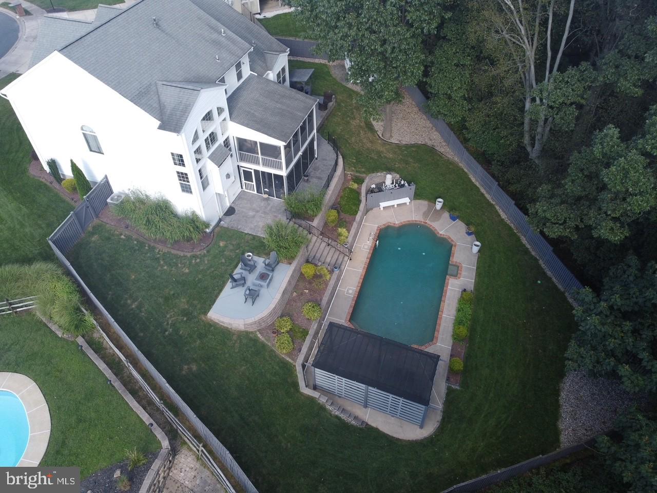 BRIERHILL ESTATES - Residential