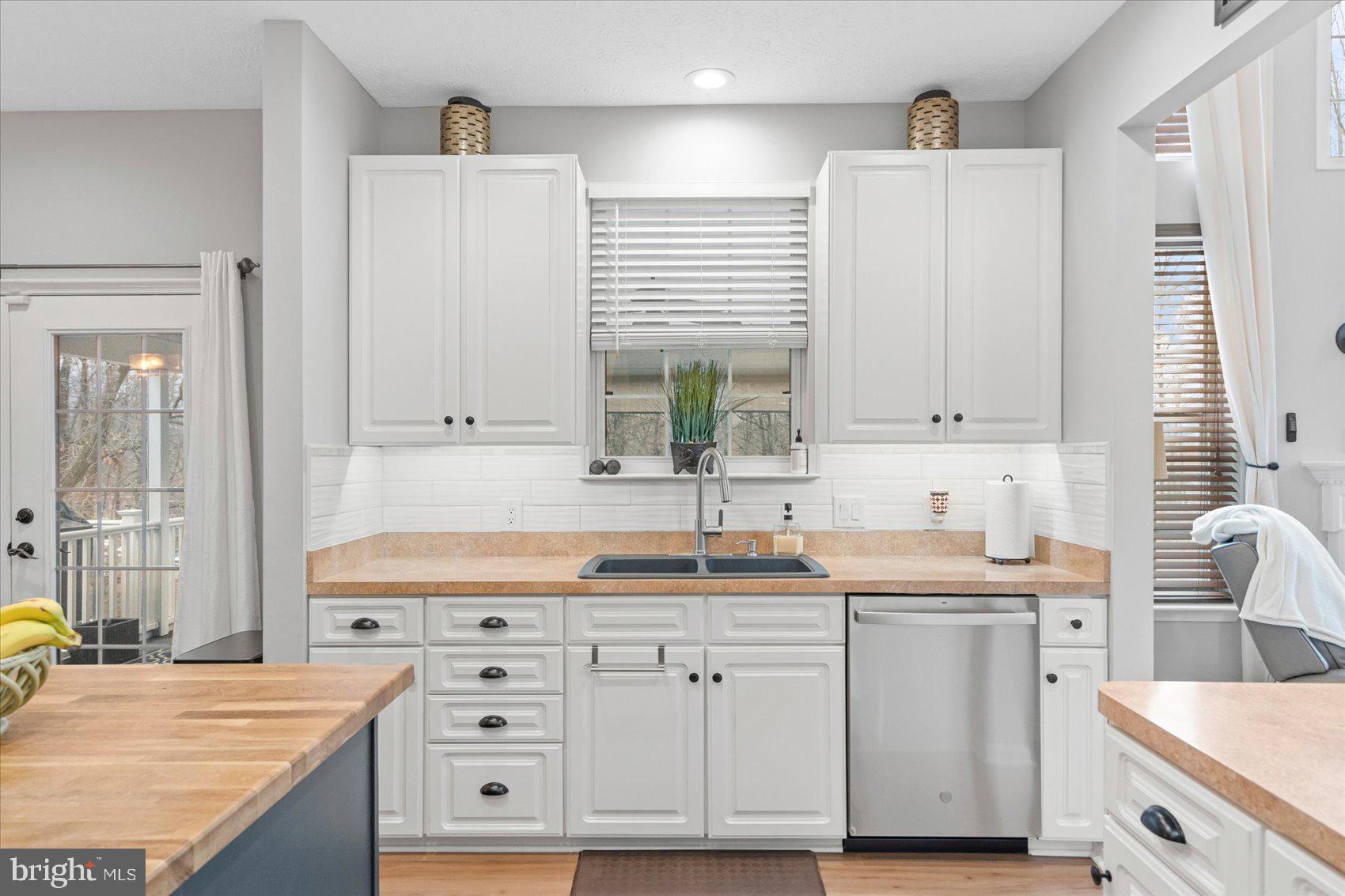 BRIERHILL ESTATES - Residential