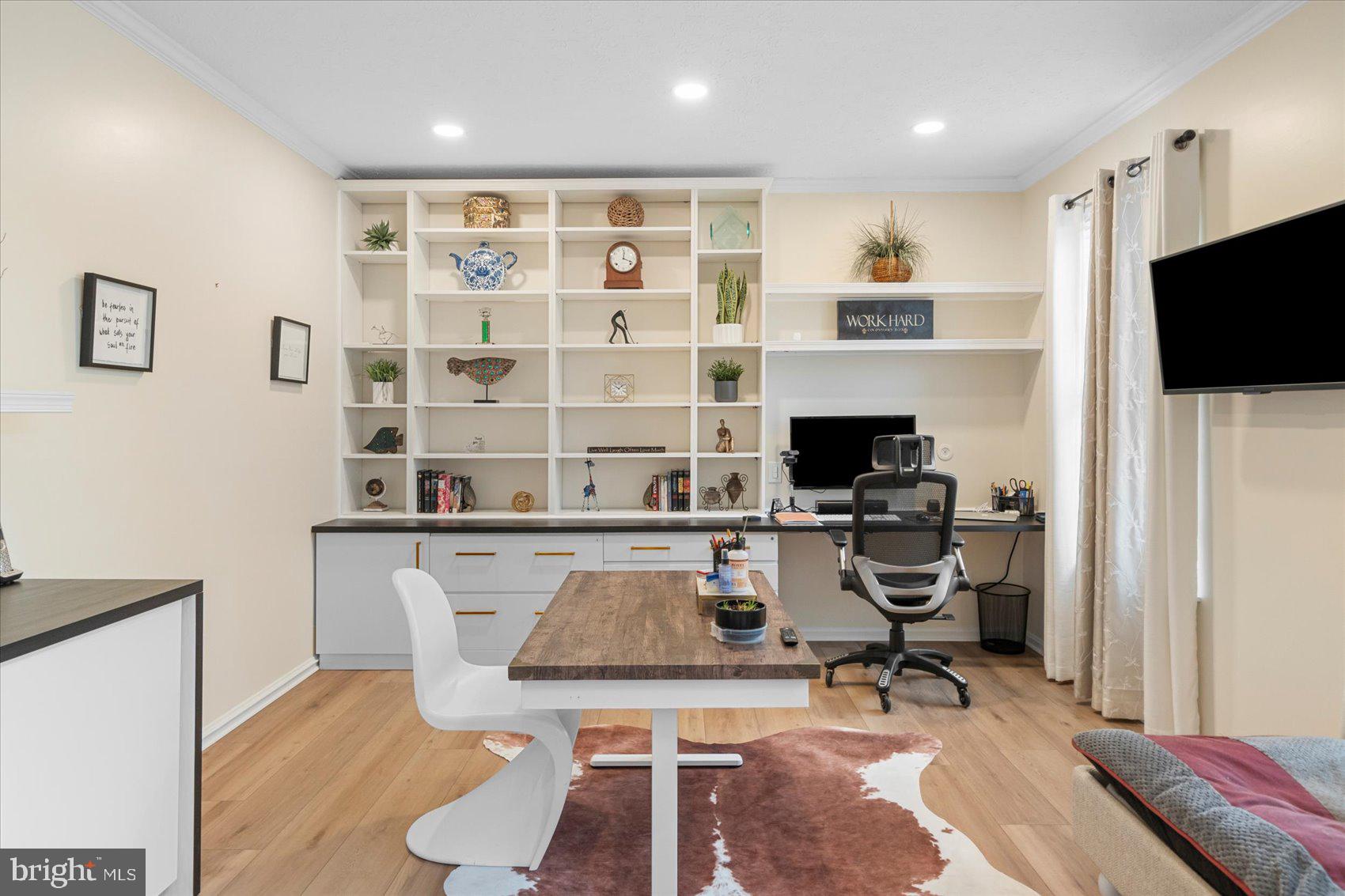 BRIERHILL ESTATES - Residential