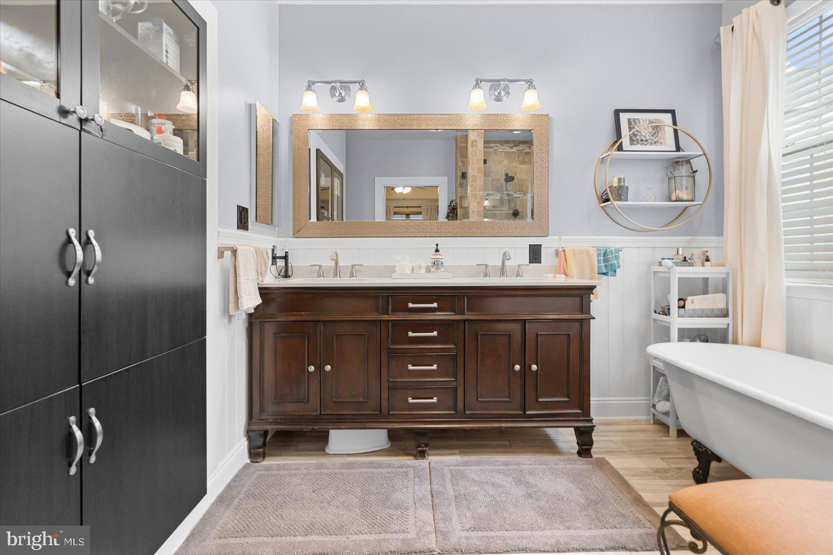 BRIERHILL ESTATES - Residential