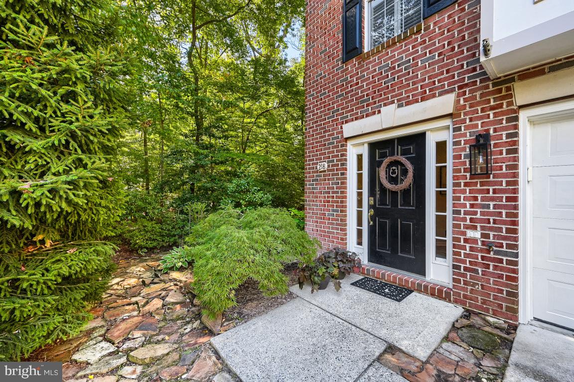 218 WINTERGULL LANE