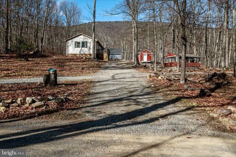 Homes For Sale - 815 Pheasant Drive<br/> WINCHESTER, VA 22602