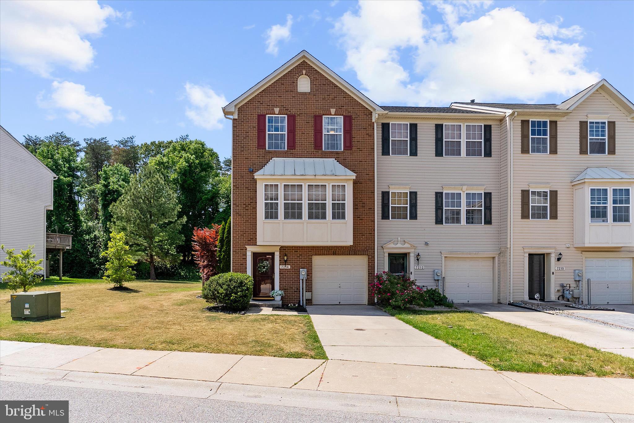TANYARD SPRINGS - Residential